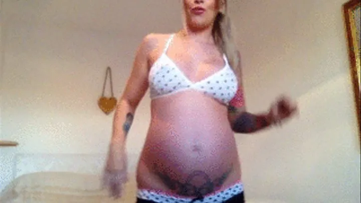 27+6 days pregnant, round and curvy strip