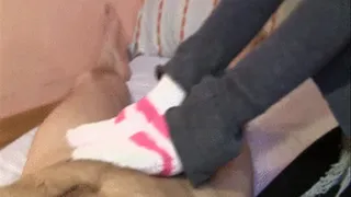 POV White Pink Knit Gloves Fetish CFNM Spitting HandJob Cum Eating Cum Swallow