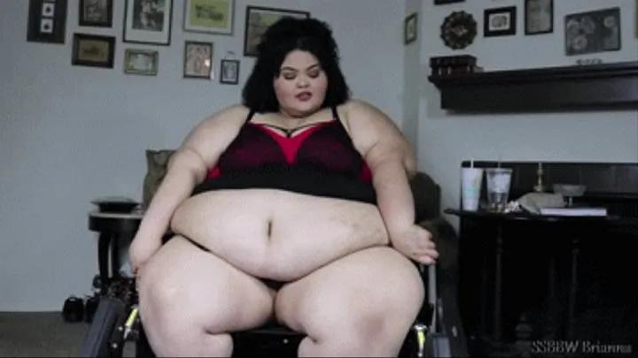 SSBBW Brianna's First Mobility Aid