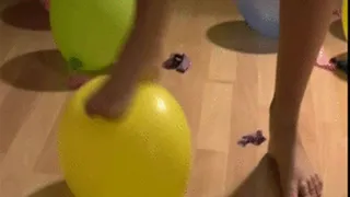 Balllons Foot Fetish