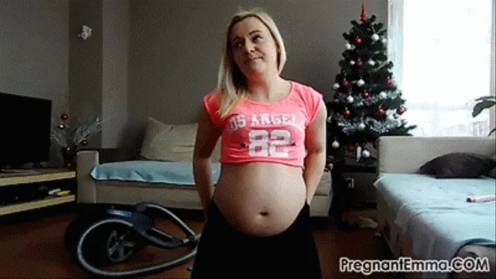 Vacuuming and hot masturbation at 28 weeks pregnant!