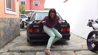 Car Push Struggle