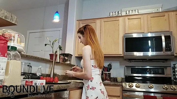 Jackie Jupiter's Bondage Baking Show