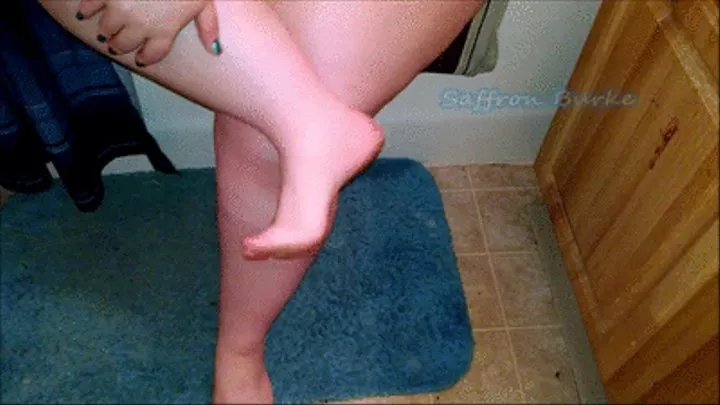 Filing my Feet Before a Bath