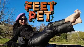 Feet Dog Reina Leather in leather pants