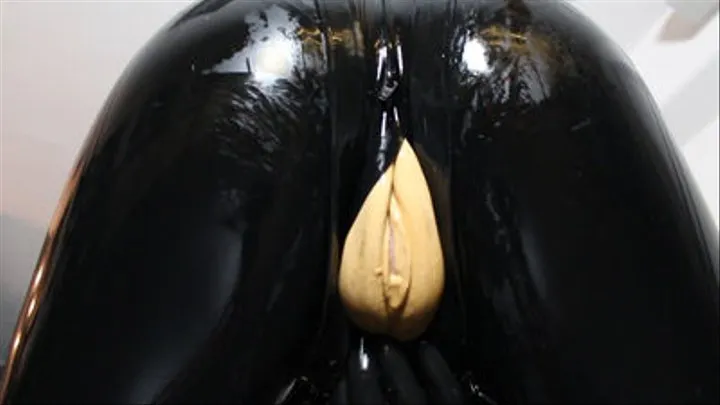 RubberMania Double Pussy Play