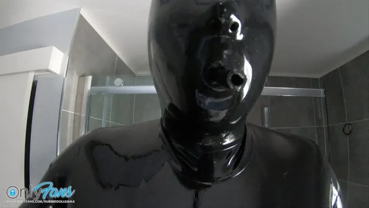 Rubberwhore enjoys her Penis Gag