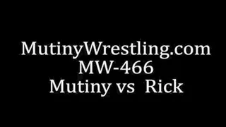 scissors facesitting Mutiny vs Rick MW-466