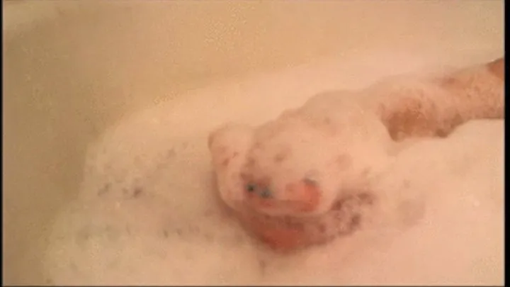 Frankie's Feet Get a Bubble Bath