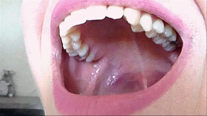 shaped fangs mouth