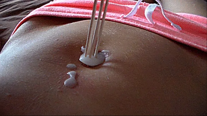 drops of candles in the navel, playing with your belly button my favorite fetish, do you want to watch this video ??*