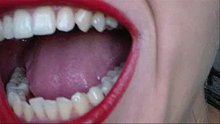 huge mouth,