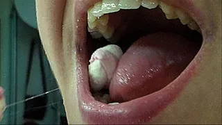 clip order: you show your big mouth, wide and deep mouth, pharynx, g food, swallowing, swallowing, eating, tongue, saliva, moisture, pulling saliva in the mouth, tongue, chewing sof