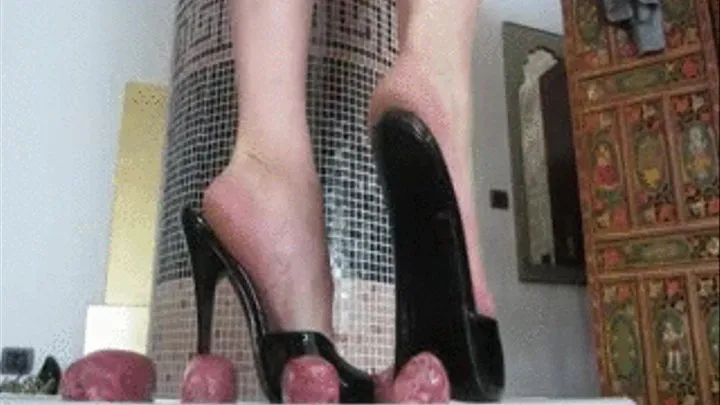 SUPER CRUSHING FOOD PORN!EXTREME HIGH HEELS STILETTO.SAUSAGES