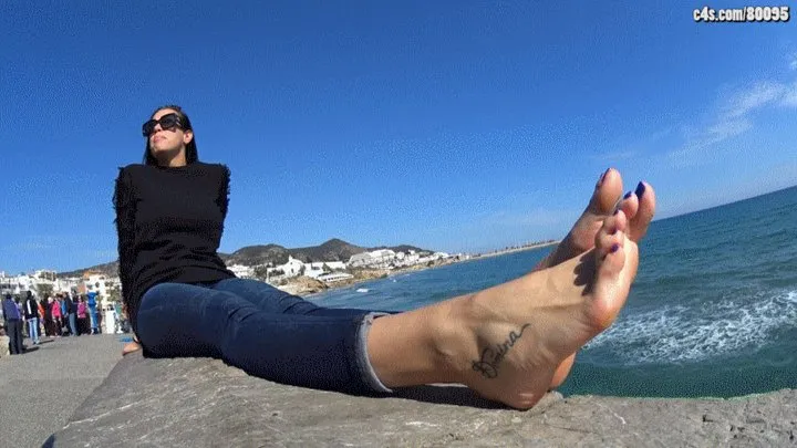 REA - Barcelona Trip - DAY3: SITGES BEACH - My Panoramic Feet - DANGEROUS Foot Fetish POV