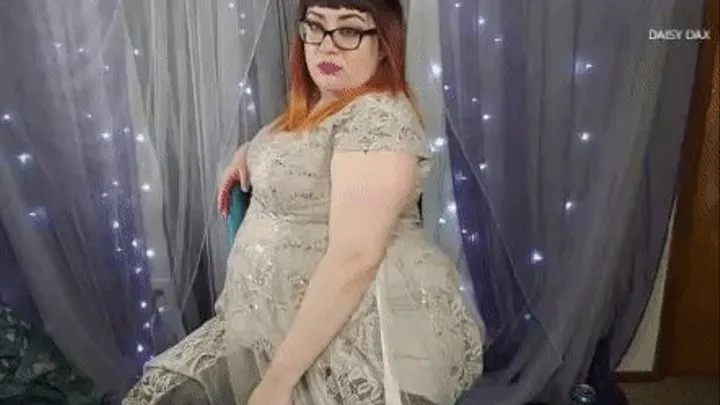 Silly Prom Queen Got Fat