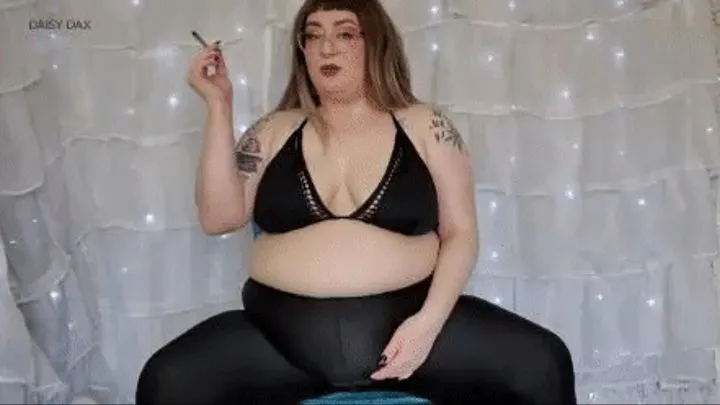 BBW Spandex Smoking Masturbation