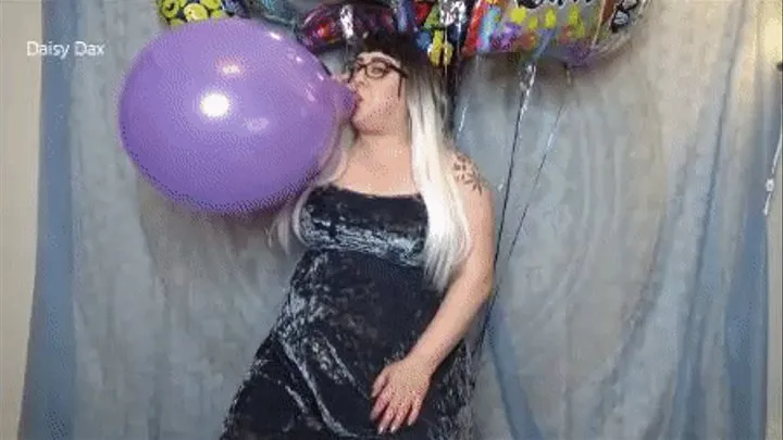 BBW Balloon B2P & Mylar Destruction Masturbation