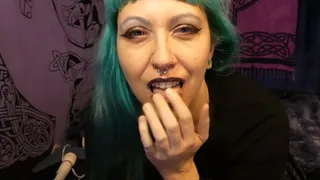 Goth Schoolgirl Fucks Self With Vibrator