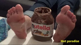 Before than we spend a torrid night, her and me, I devour her bare feet with of Nutella (Sharon & Bob45)