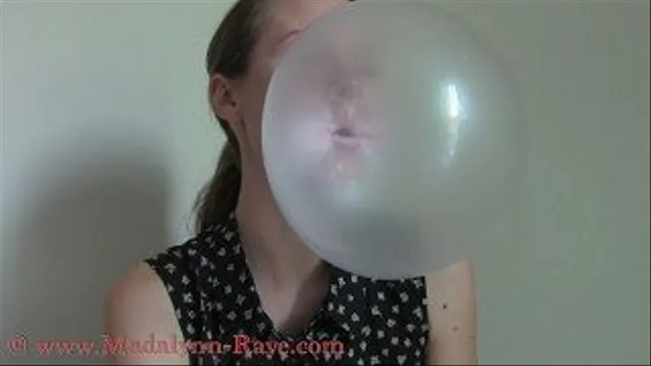 Sticky face popping bubbles