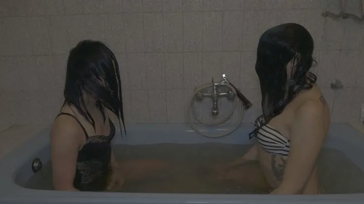 Custom- girls in the bathtub