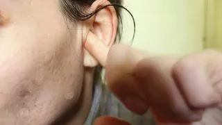 a girl who likes to eat resin from the ears-custom part