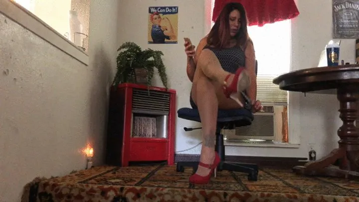 Brina Candi Talks About Stepping on her Co Worker