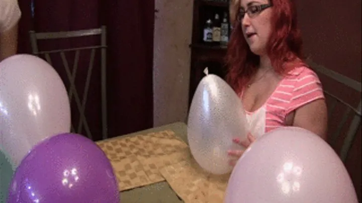 Adriana & Red - Balloon Popping