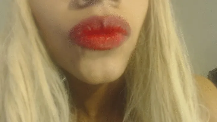 Red Juicy Lips