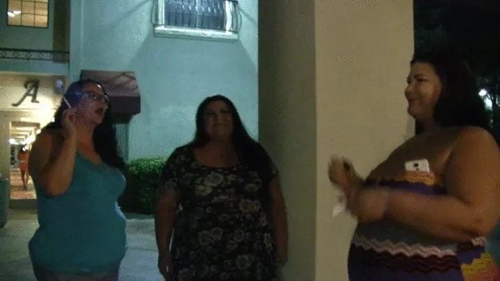 BBW Juicy Jazmynne Bella Bendz and Jessica smoking outside and chatting