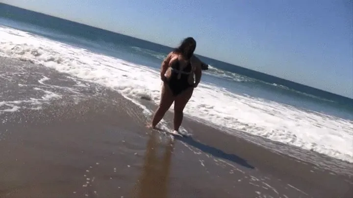 SSBBW Juicy Jazmynne smoking on the beach then changing into a bikini