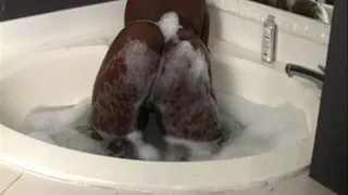 Ebony BBW Marley is in the bathtub shaking her big butt and their are bubbles all over her ass