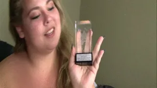 BBW Lola Love Bug shows off her BBW Award Trophy for Best Butt and she shakes and jiggles her huge butt