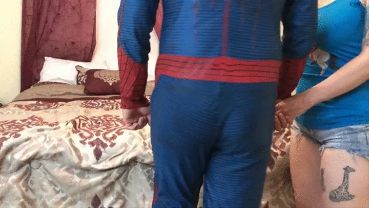 Spiderman and Vanessa Carlysle BJ Facial