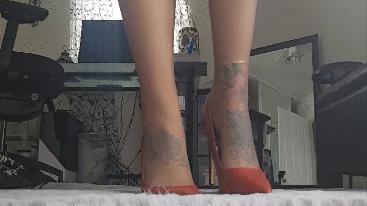 Nylon high heel tease