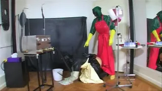 Bizarre rubber enema servant 3/5