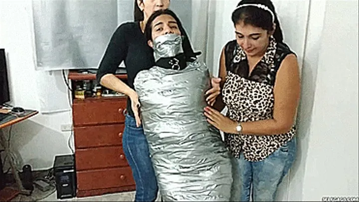 Laura, Wendy & Maria in: Mummified By MILFs!