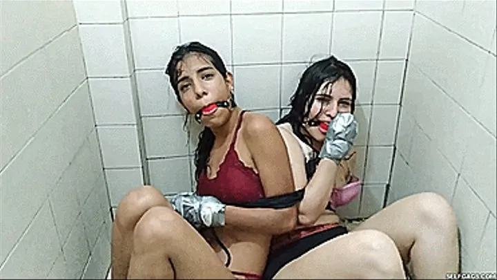 Laura, Katherine & Maria in: Bondage In The Shower