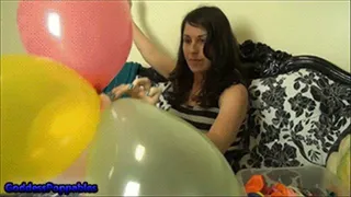 Making A Balloon Cluster