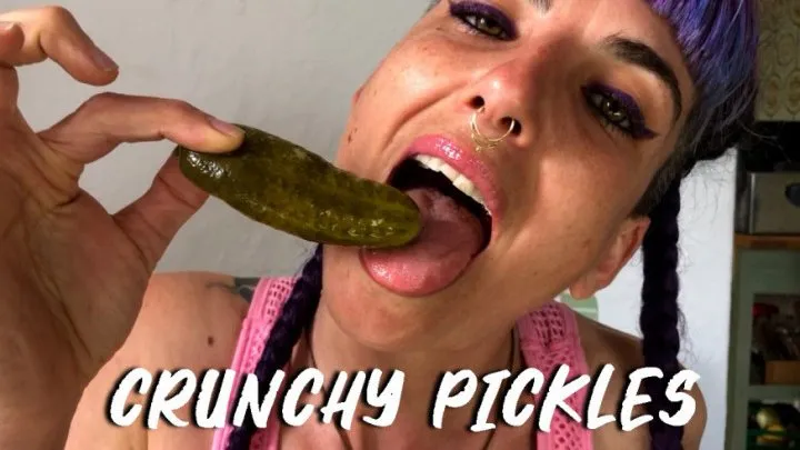 CRUNCHY PICKLES