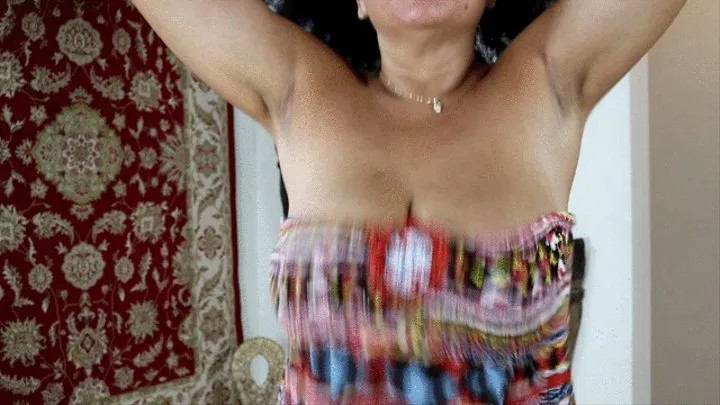 Ebony MILF Clapping with Huge Natural Boobs