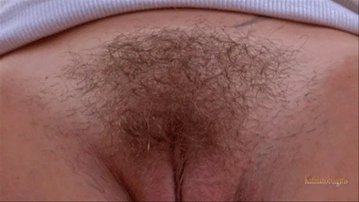 Daily bush for the lovers of nice hairy pussy! ( : 1920 - 1080 ) - MP4