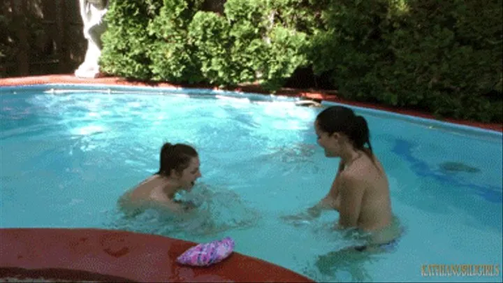 Lesbian fight in the pool!!! ( : 1920 - 1080 ) - MP4