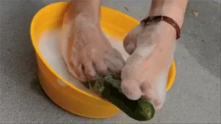 Carly's Arches Wash a Dirty Cucumber