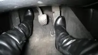 Diana pedal pumps her bmw in high heels boots 1 AVI