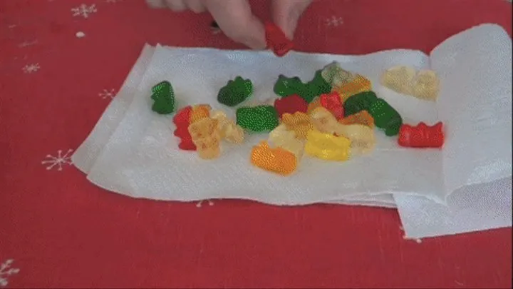 Brian the Giant & Eats Gummy Bears