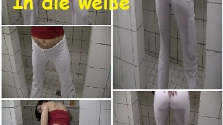 Piss in the white Pants