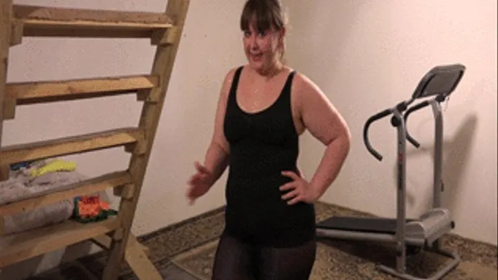 Thick girl in pantyhose doing exercises and masturbating her hairy pussy.