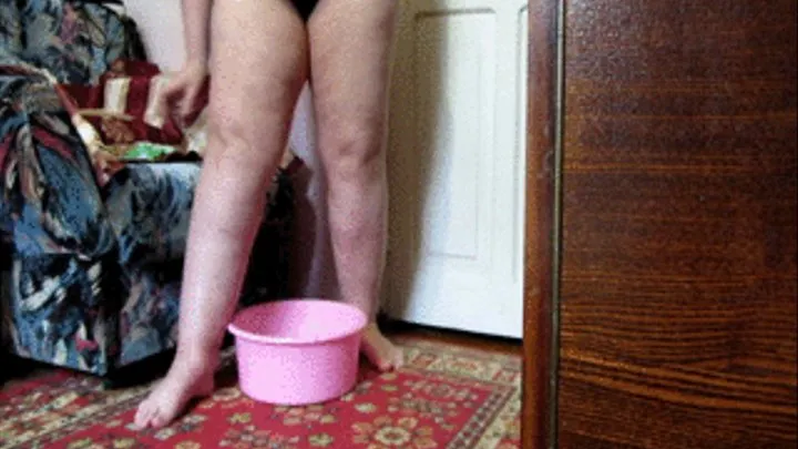 cellulitis, a girl by a pussy hairy, pissing in the pelvis)